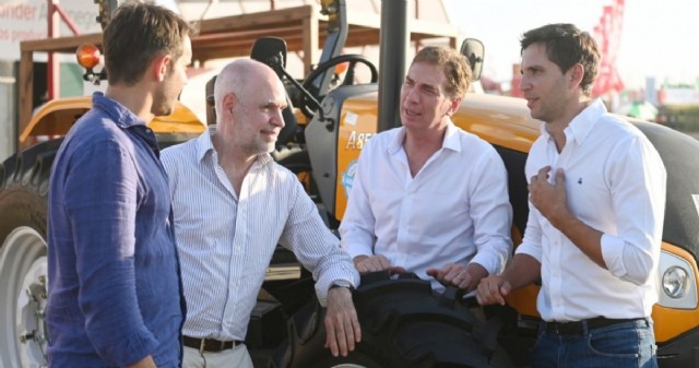 Rodr Guez Larreta Junto A Santilli En Expoagro En El Campo Est El