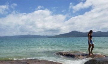 Francina desde Playa Daniela, Florianópolis.