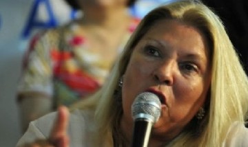 Carrió: "Si Cristina le gana la provincia de Buenos Aires a Milei, cae el Gobierno"