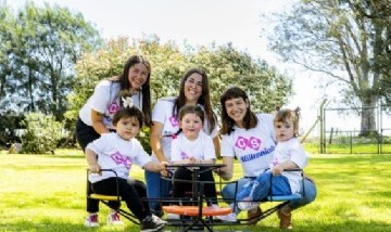 Madres Millennials Sami y Ámbar. Juli y Lúa. Agus y Lilen