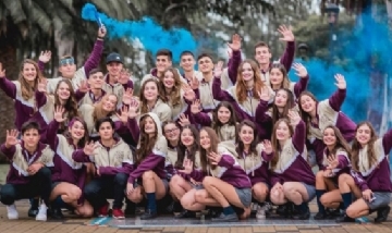 Los chicos de 5to Economía del ISR de Venado Tuerto, Santa Fe.