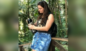 Carla mateando en Camboriú, Brasil.