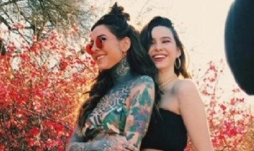 La foto de Juanita y Cande Tinelli al límite: en microbikini y con una pose muy provocadora