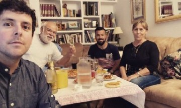 Daniel y familia de peña en San Fernando, Isla de León, Cádiz.