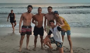 Gabriel y sus amigos, Las Playas Argentinas.