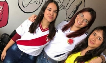 Aye, Dani y Xime en la previa de los partidos de la Copa América. La Plata, Buenos Aires.