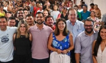 Clara García visitó instituciones, dialogó con vecinos y mantuvo reuniones con intendentes rosarinos