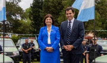 Junto a Patricia Bullrich, Ramón Lanús presentó 33 patrulleros nuevos que se suman para reforzar la seguridad