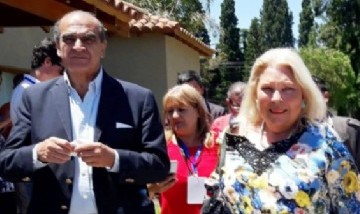 Incompatibilidad: un aliado mendocino de Carrió, apuntado por cobrar dos sueldos