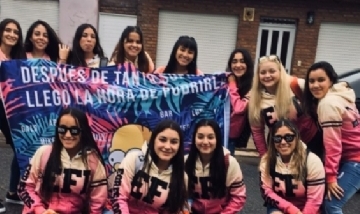 Las chicas de la Escuela Media 2 de Daireaux, Buenos Aires.