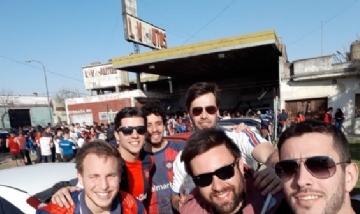 Los chicos de la filial Mario Alberto Yepes, antes de ver a San Lorenzo en el Estadio Pedro Bidegain.