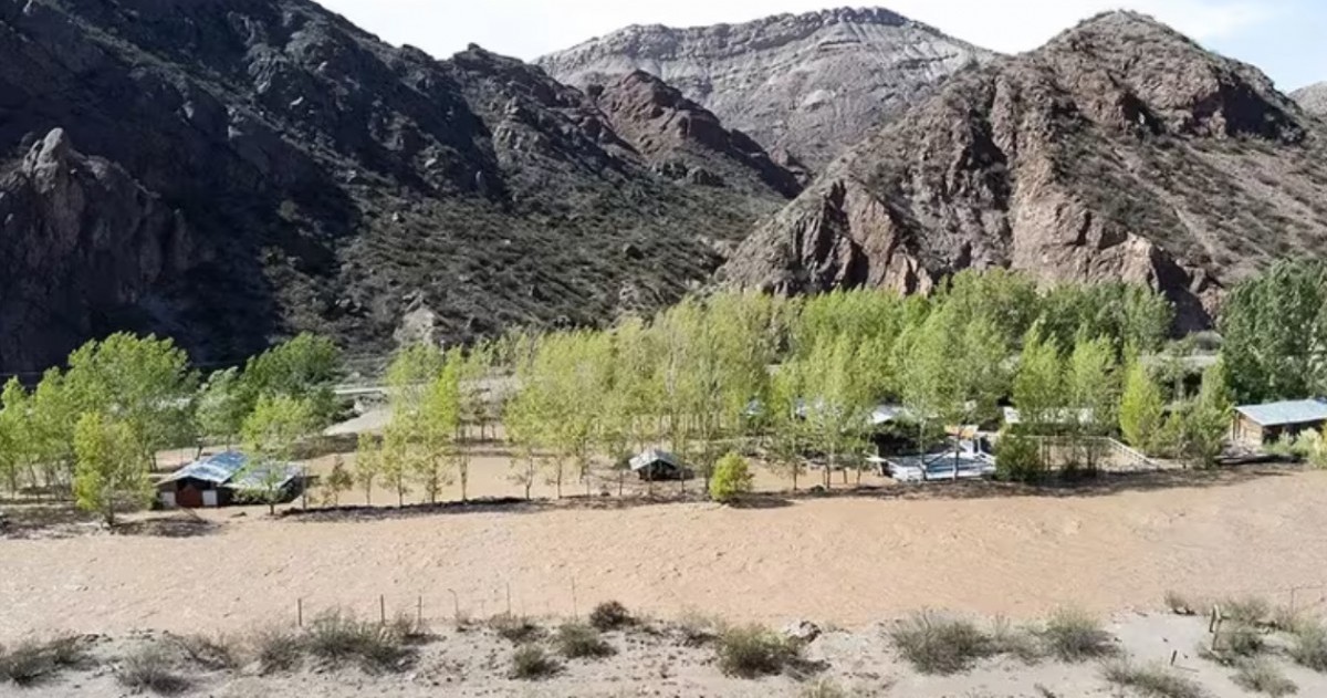 Tenía 18 años y se bañaba con amigos en el río Mendoza cuando lo perdieron de vista.